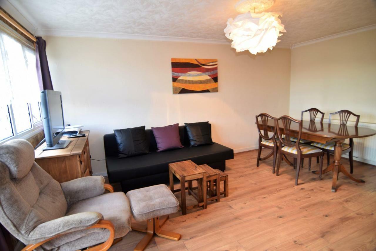 The Chinatown Home - Private Garden, Netflix, Bbq & Bar Birmingham Exteriör bild